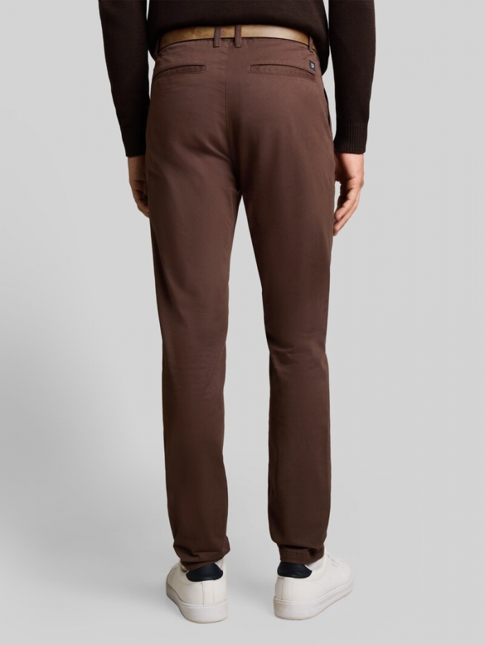 Tom Tailor Slim Chino Hose mit Gürtel - Cool Dark Brown Tom Tailor Slim Chino Hose mit Gürtel - Cool Dark Brown