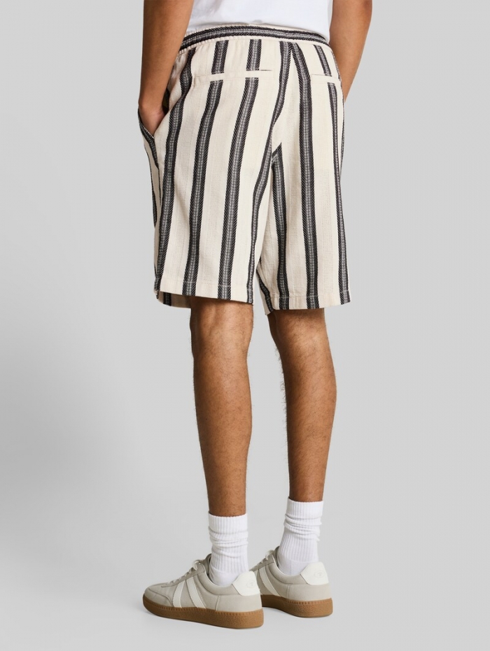 Tom Tailor Relaxed Fit Shorts mit Streifenmuster - Wool White Big Stripe Tom Tailor Relaxed Fit Shorts mit Streifenmuster - Wool White Big Stripe