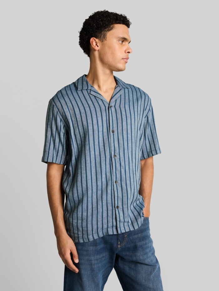 Tom Tailor Relaxed Fit Resort Hemd mit Leinenanteil - Nighttime Blue Stripe Tom Tailor Relaxed Fit Resort Hemd mit Leinenanteil - Nighttime Blue Stripe