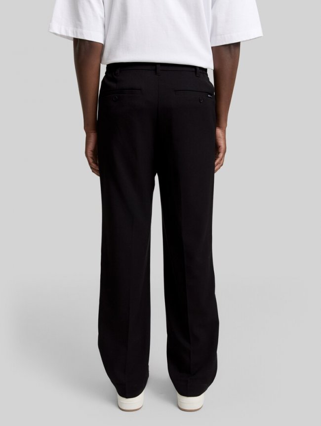 Tom Tailor TTLoose Chino Hose mit Bügelfalte - Black Tom Tailor TTLoose Chino Hose mit Bügelfalte - Black