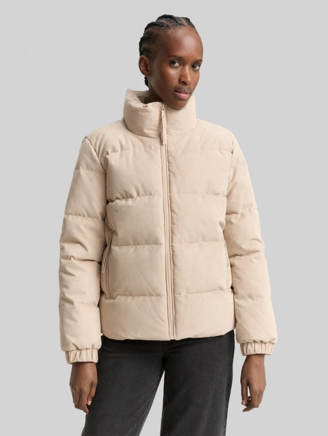 Tom Tailor Cord Pufferjacke mit Stehkragen - Cashew Beige Tom Tailor Cord Pufferjacke mit Stehkragen - Cashew Beige