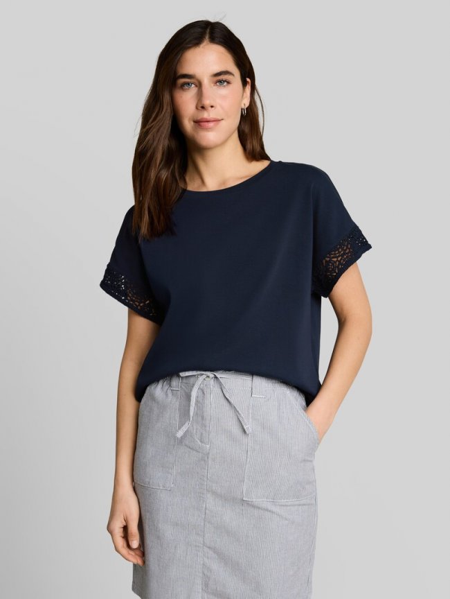 Tom Tailor Loose Fit T-Shirt mit Crochet-Ärmeln - Sky Captain Blue Tom Tailor Loose Fit T-Shirt mit Crochet-Ärmeln - Sky Captain Blue
