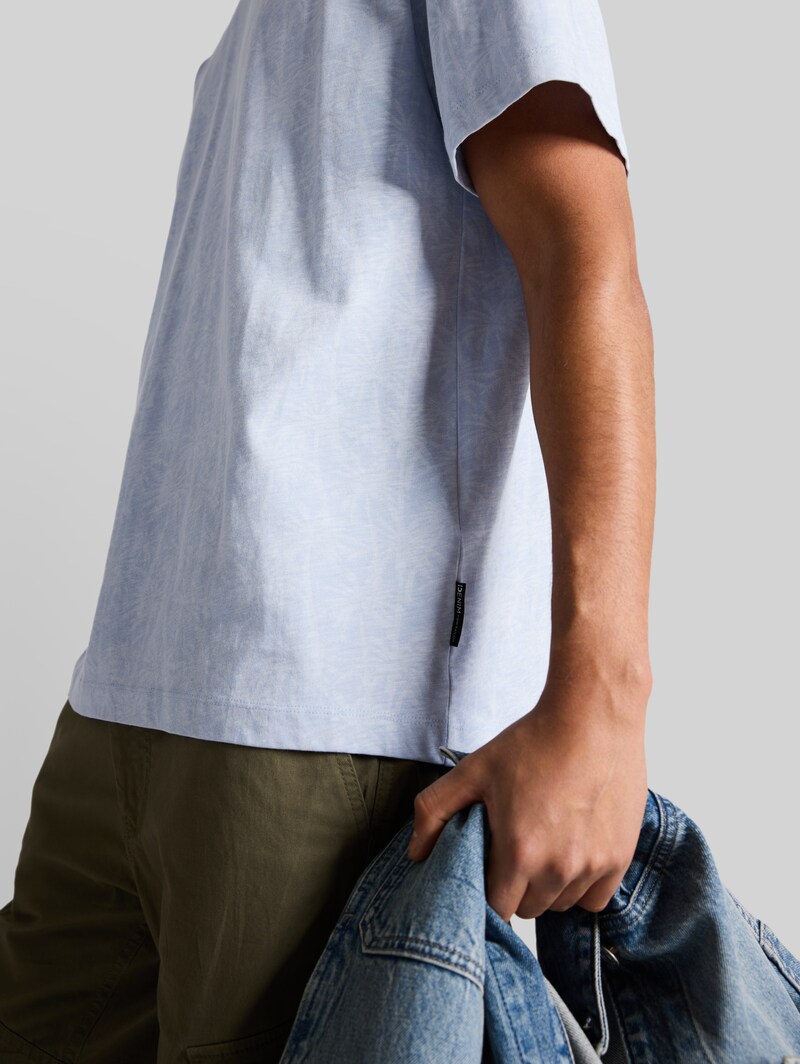 Tom Tailor Relaxed Fit T-Shirt mit Palmenprint - Light Blue Laser Palm Design