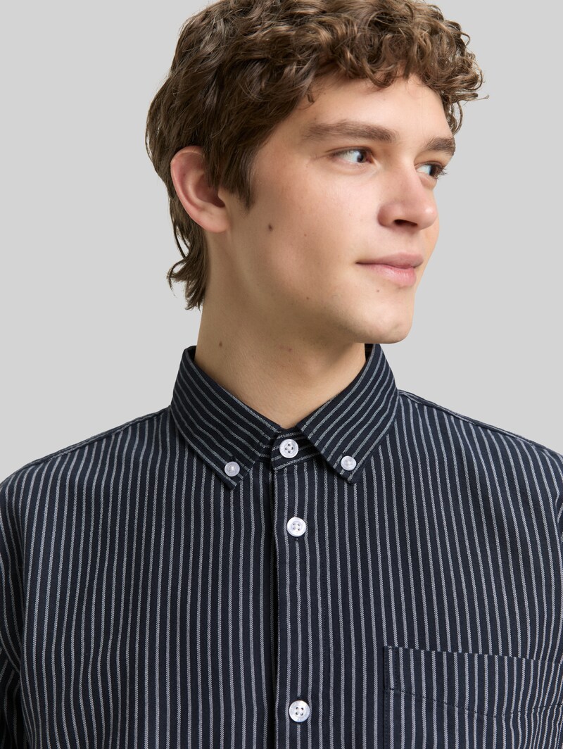 Tom Tailor Relaxed Fit Hemd aus Baumwolle - Navy Blue Stripe