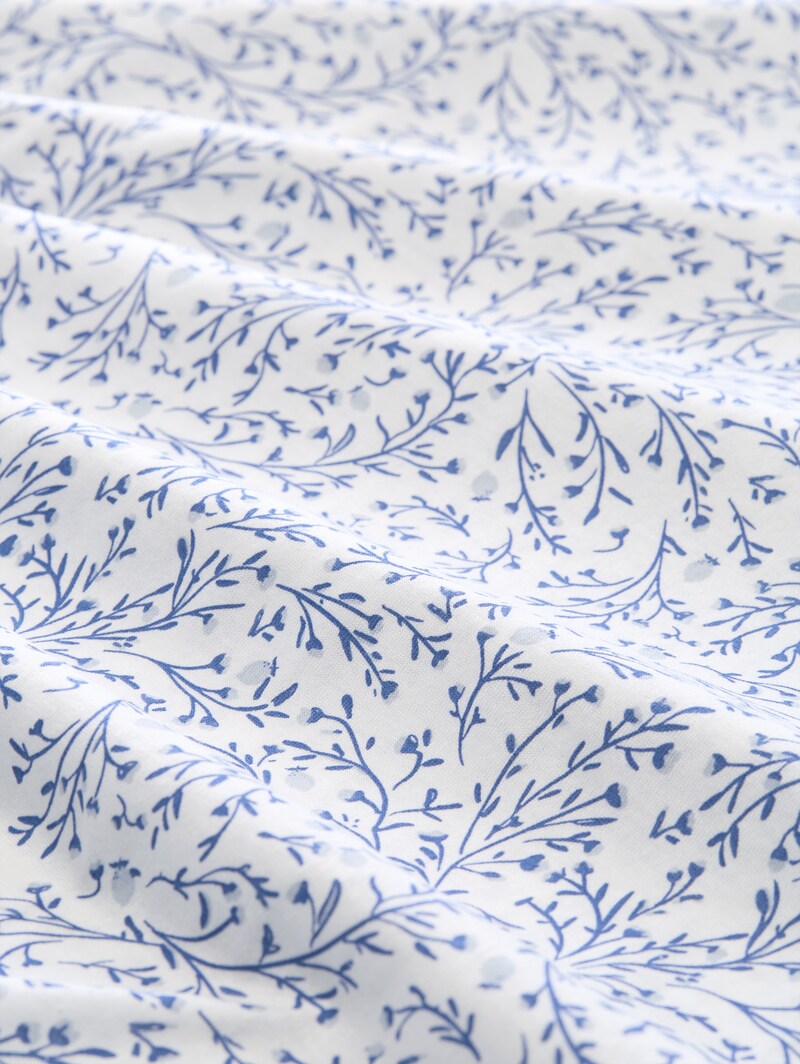Tom Tailor Plus Size - T-Shirt mit Knotendetail - White Small Leaves Design
