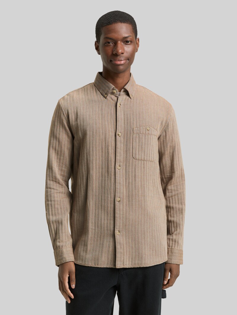 Tom Tailor Basic Fit Hemd mit Brusttasche - Brown White Herringbone Tom Tailor Basic Fit Hemd mit Brusttasche - Brown White Herringbone