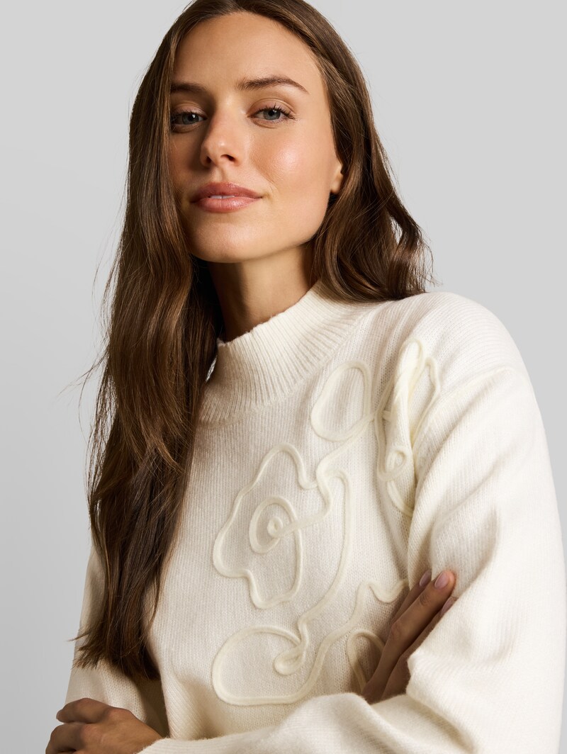 Tom Tailor Oversize Cosy Strickpullover mit Blumen-Stickerei - Whisper White