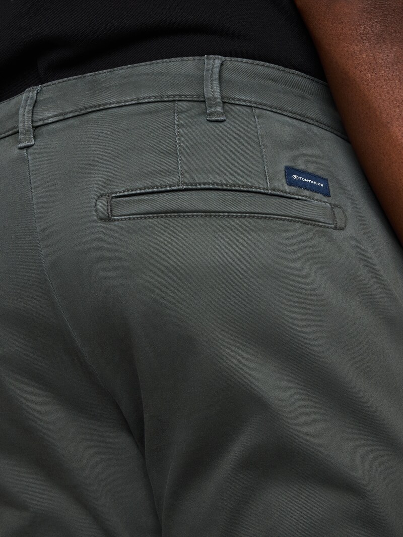 Tom Tailor Plus Size - Regular Fit Chino Hose im Washed-Look - Darkest Olive