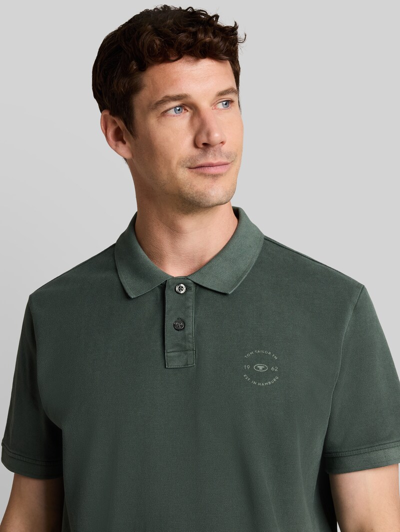 Tom Tailor Piqué Poloshirt mit Logo-Print - Darkest Olive