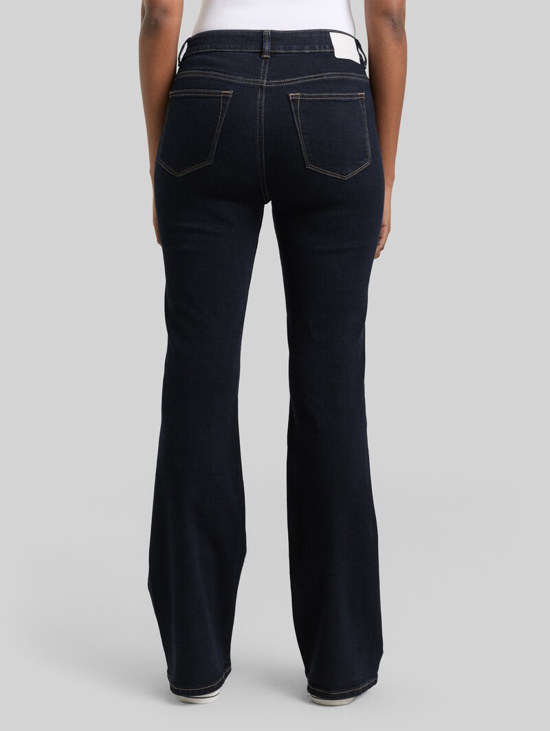 Tom Tailor TTAVA FLARED Jeans mit aufgesetzten Taschen - Rinsed Blue Denim Tom Tailor TTAVA FLARED Jeans mit aufgesetzten Taschen - Rinsed Blue Denim