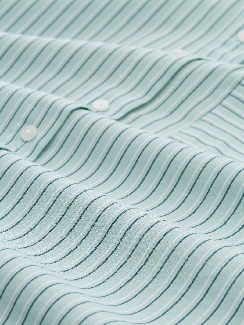 Tom Tailor Plus Size - Oversize Hemdbluse mit Herz-Stickerei - Blue Haze Irregular Stripe