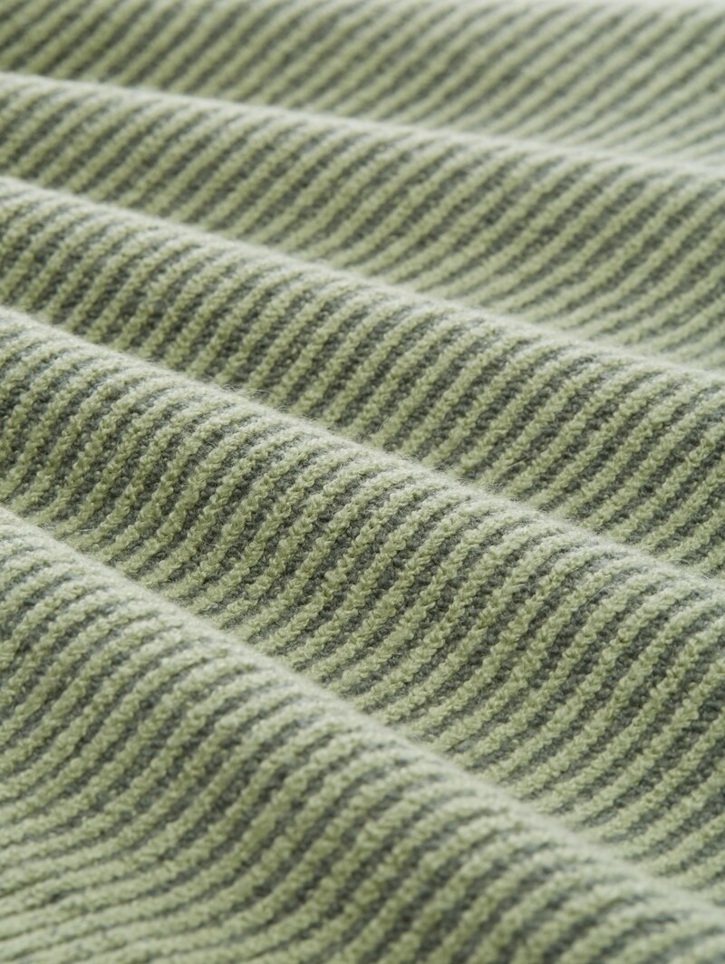 Tom Tailor Gerippter Pullover mit Stehkragen - Pale Bark Green Rib Structure