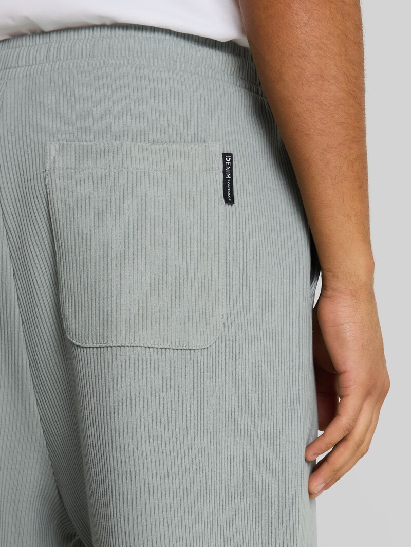 Tom Tailor Relaxed Fit Sweat-Shorts - Green Mist