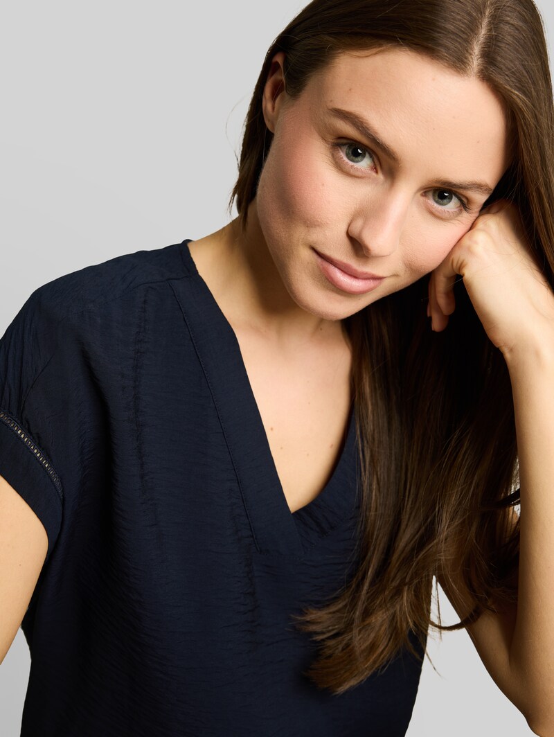 Tom Tailor Loose Fit Bluse mit V-Ausschnitt - Sky Captain Blue