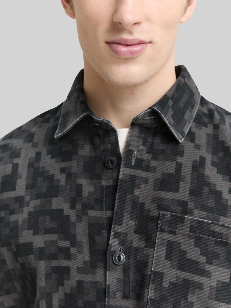 Tom Tailor Overshirt mit Brusttasche - Night Grey Big Pixel Print