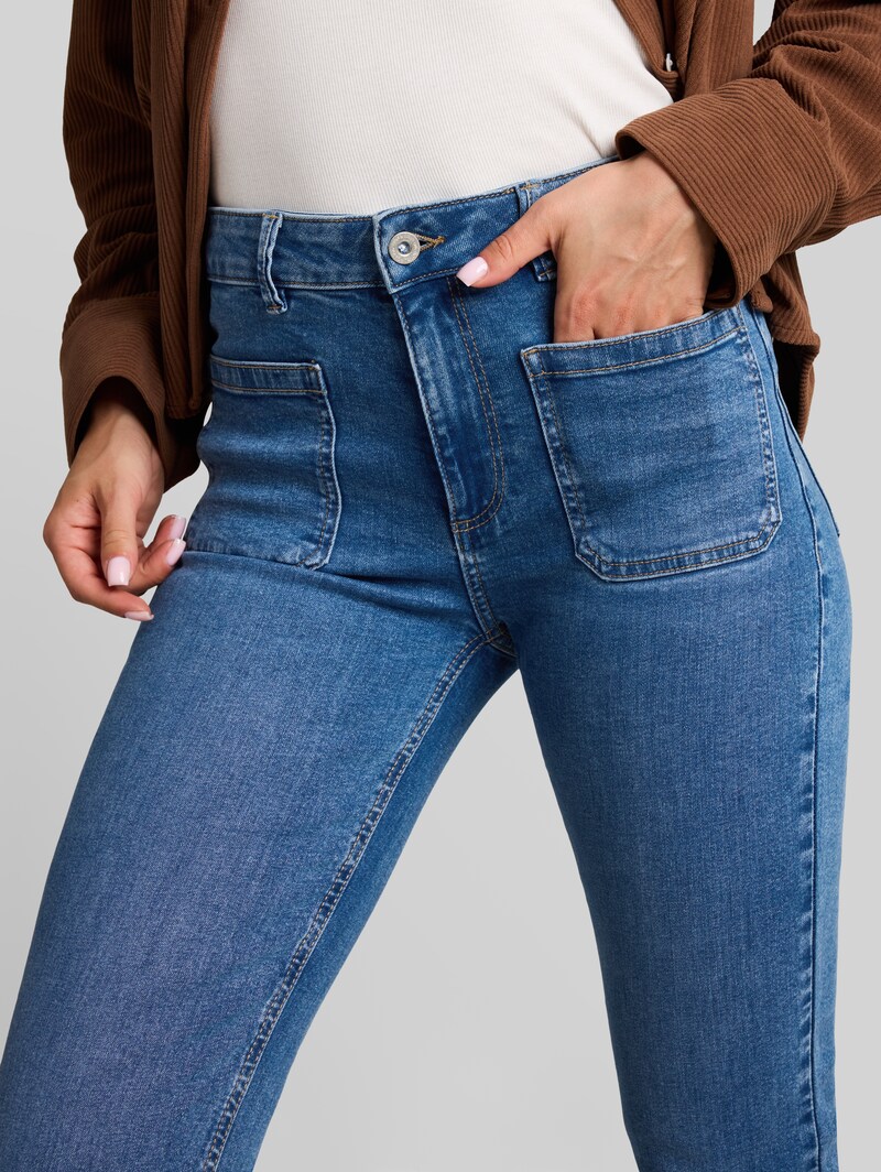 Tom Tailor TTSTELLA Bootcut Jeans mit aufgesetzten Taschen - Clean Mid Stone Blue Denim