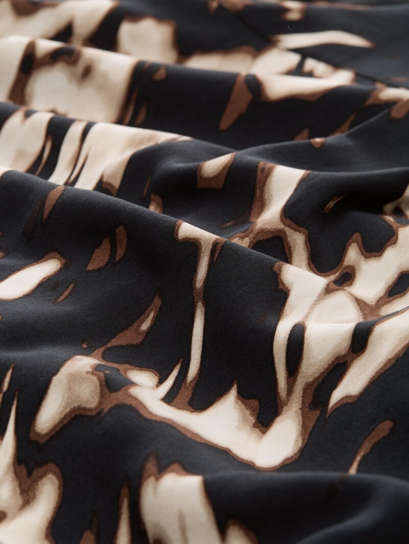 Tom Tailor Bluse mit Muster - Blurry Animal Design