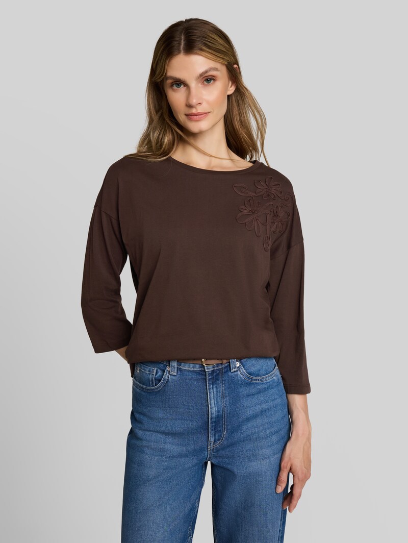 Tom Tailor Loose Fit T-Shirt mit Blumen-Applikation - Java Dark Brown Tom Tailor Loose Fit T-Shirt mit Blumen-Applikation - Java Dark Brown