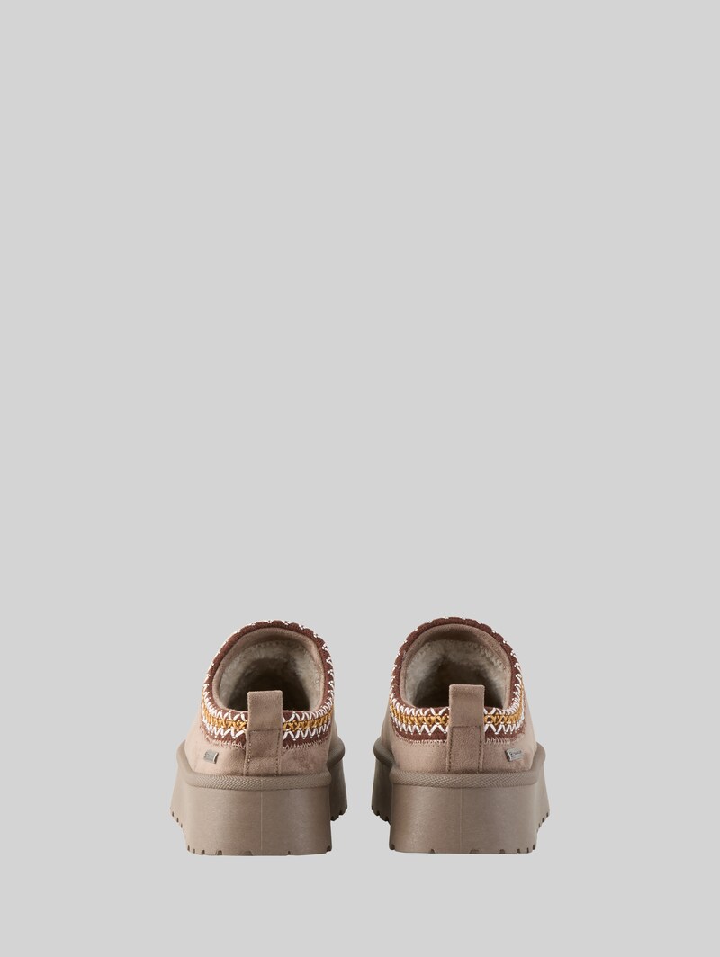 Tom Tailor Gefütterte Slipper mit Plateau-Sohle - Mud Tom Tailor Gefütterte Slipper mit Plateau-Sohle - Mud