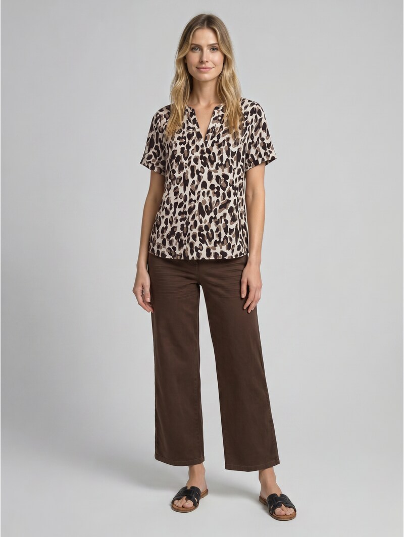 Tom Tailor Loose Fit Bluse mit V-Ausschnitt - Brown Beige Leo Print