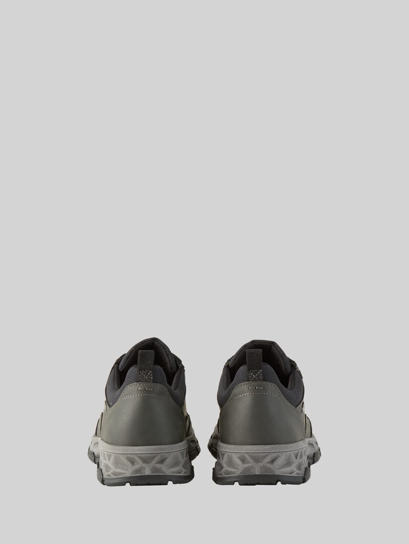 Tom Tailor Wasserfeste Sneaker mit Fütterung - Coal Tom Tailor Wasserfeste Sneaker mit Fütterung - Coal