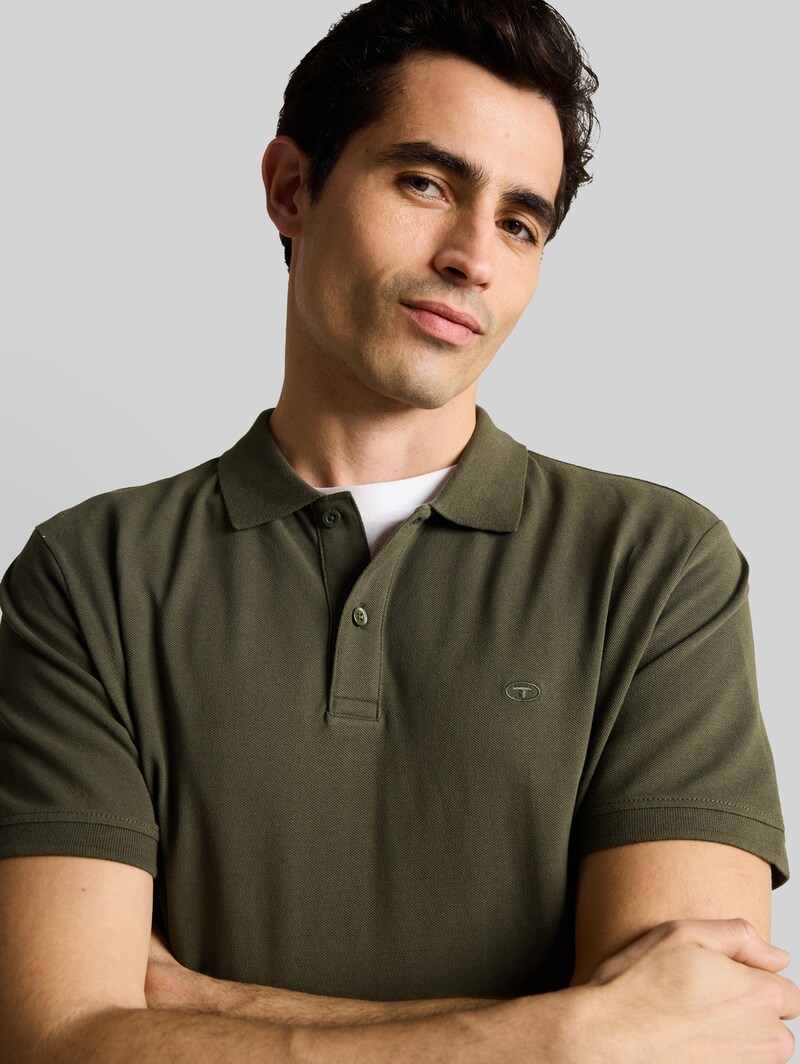 Tom Tailor Piqué Poloshirt mit Logo-Stickerei - Deep Leaf Green