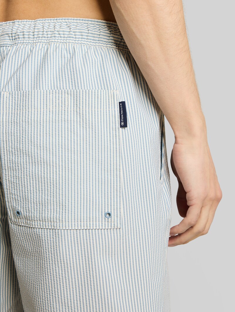 Tom Tailor Seersucker Badeshorts mit Streifenmuster - Blue Beige Vertical Stripe