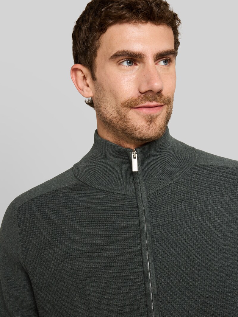 Tom Tailor Strickjacke aus Baumwolle - Darkest Olive Melange