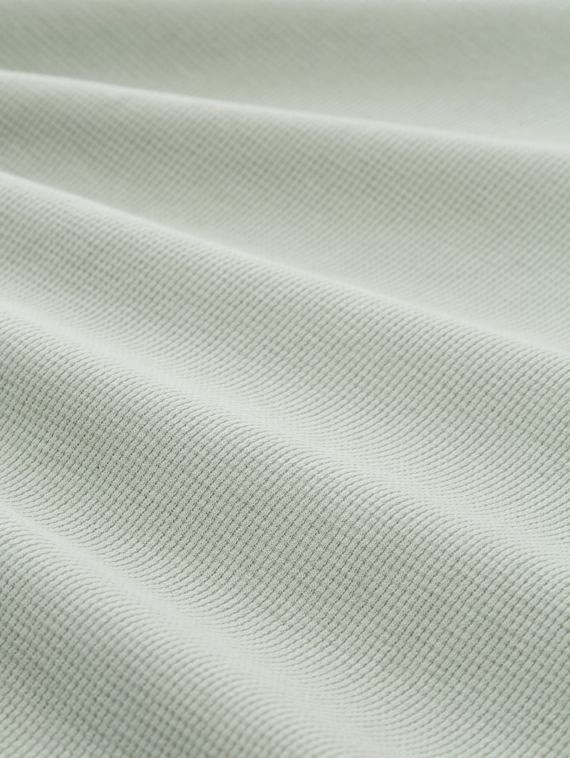Tom Tailor Plus Size - Henley Langarmshirt mit Waffelstruktur - Soft Greyish Green