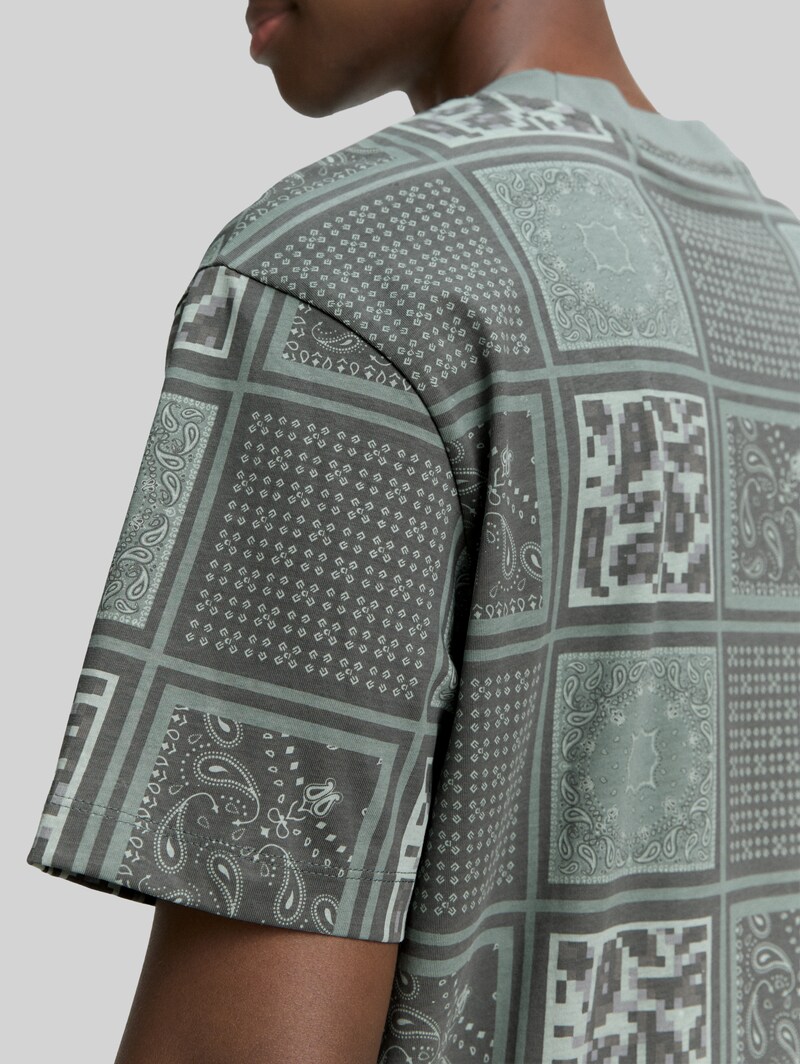Tom Tailor Relaxed Fit T-Shirt mit Muster - Grey Green Patchwork Print