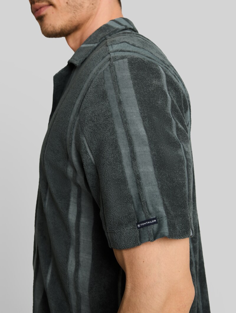 Tom Tailor Regular Fit Frottee Kurzarmhemd mit Streifenmuster - Darkest Olive