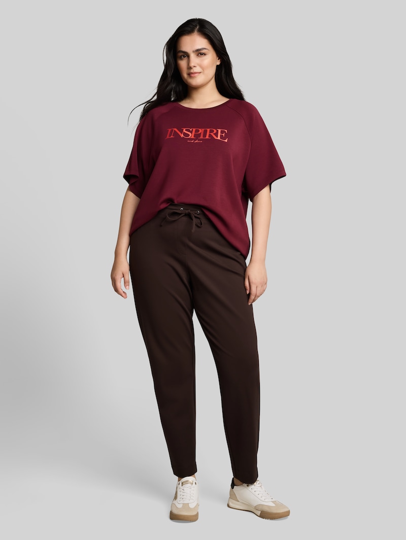 Tom Tailor Plus Size - Scuba T-Shirt mit Schriftzug - Preppy Plum