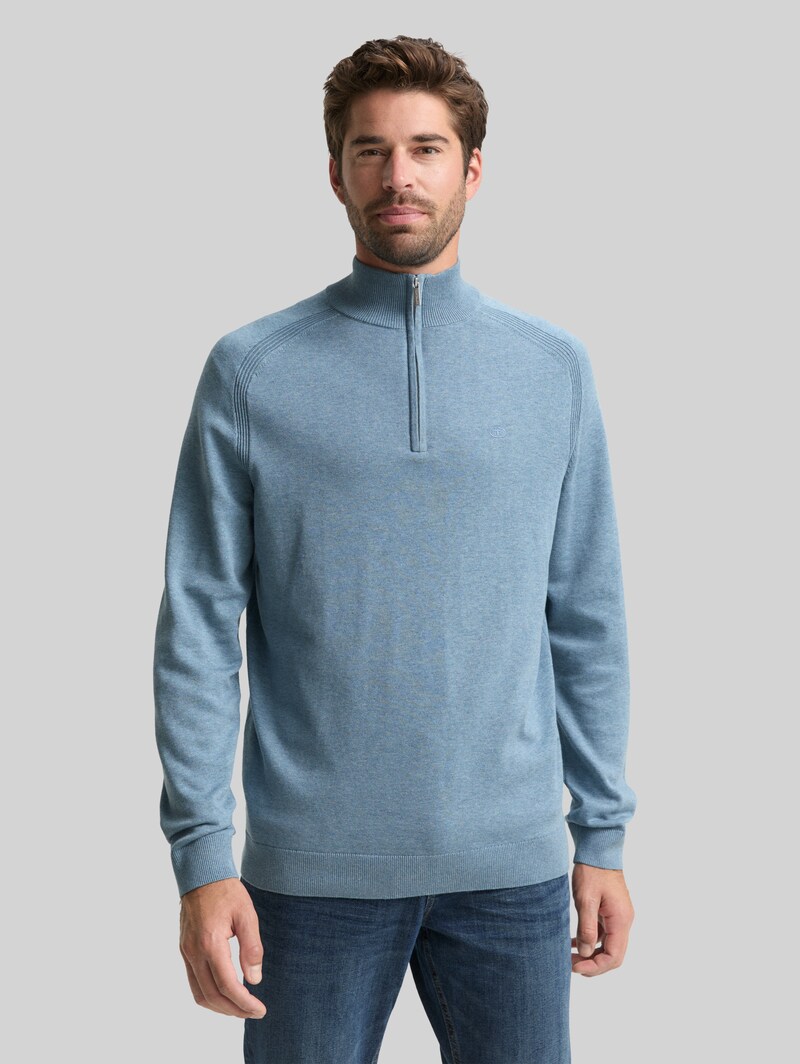 Tom Tailor Troyer Strickpullover mit Logo-Stickerei - Faded Blue Melange Tom Tailor Troyer Strickpullover mit Logo-Stickerei - Faded Blue Melange