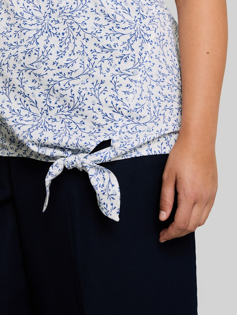 Tom Tailor Plus Size - T-Shirt mit Knotendetail - White Small Leaves Design