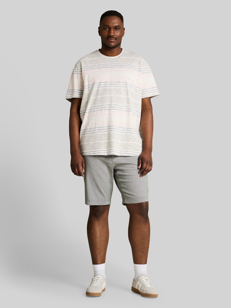 Tom Tailor Plus Size - Chino Shorts mit Stretch - Deep Leaf Green Structure