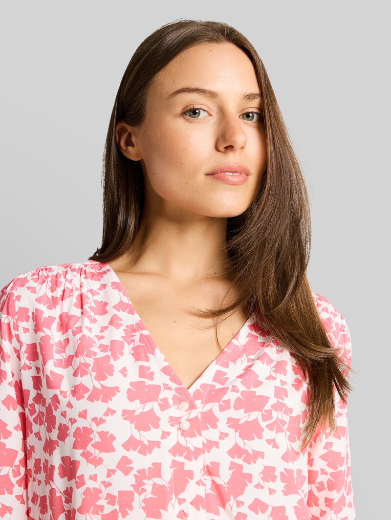 Tom Tailor Bluse aus Viskose - Coral Pink Ginkgo Minimal
