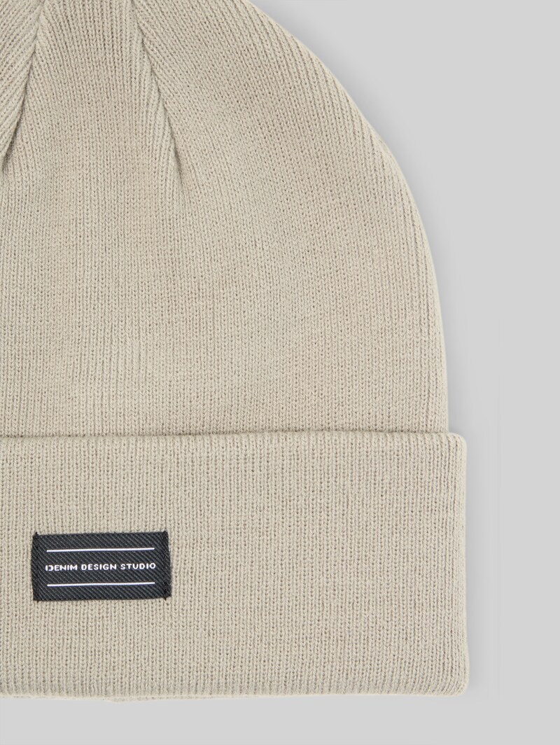 Tom Tailor Beanie Mütze mit Logo-Badge - Dark Sage Green