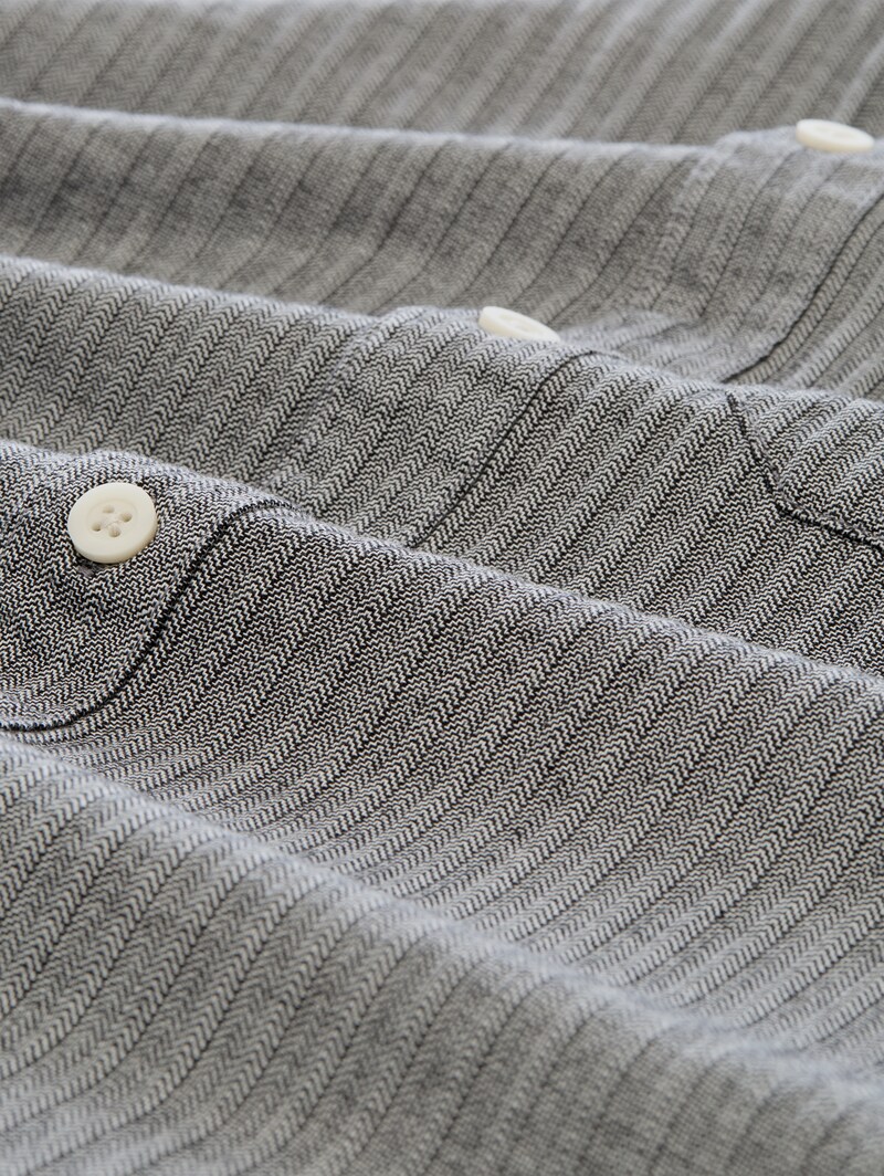 Tom Tailor Loose Fit Hemd aus Baumwolle - Black Stripe Structure