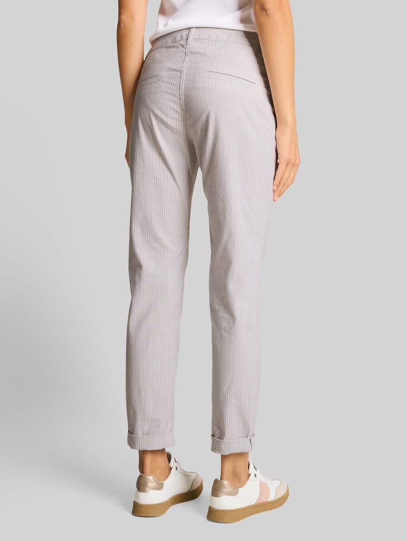Tom Tailor Tapered Relaxed Hose mit Streifenmuster - White Taupe Irregular Stripe Tom Tailor Tapered Relaxed Hose mit Streifenmuster - White Taupe Irregular Stripe