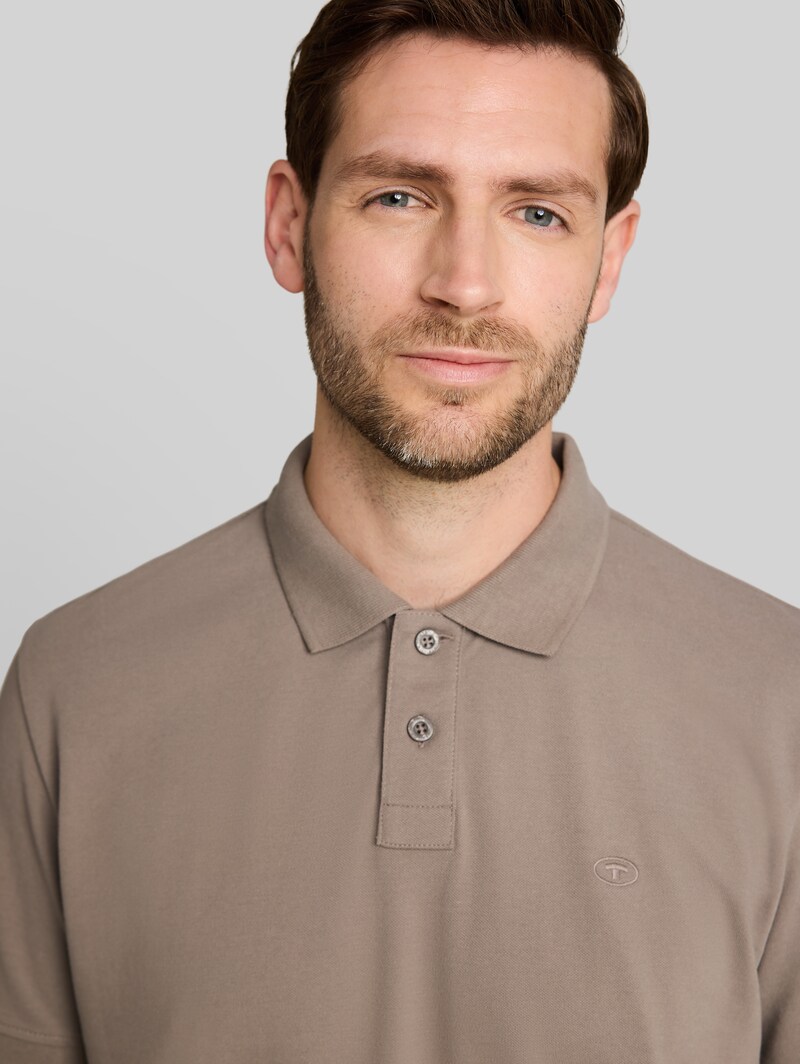 Tom Tailor Piqué Poloshirt mit Logo-Stickerei - Driftwood Taupe