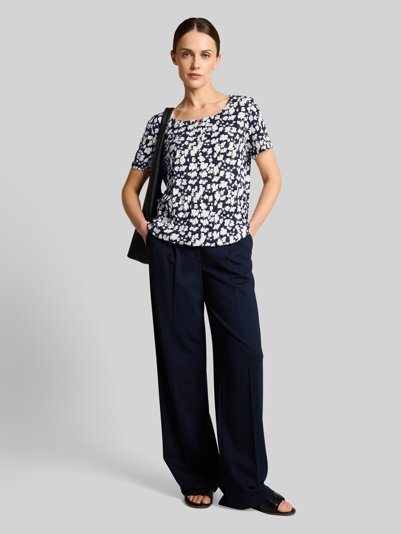 Tom Tailor Crinkle T-Shirt mit Muster - Blue Ginkgo Minimal