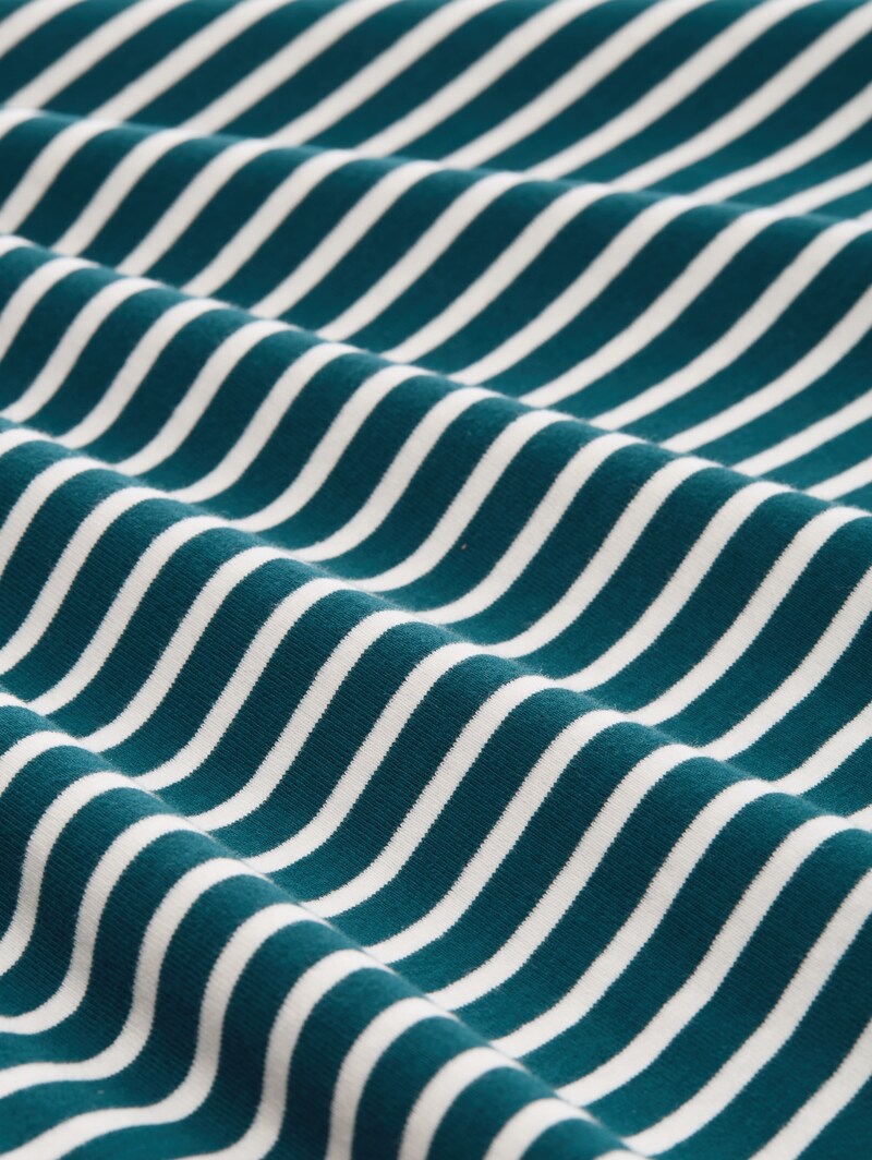 Tom Tailor Oversize T-Shirt mit Streifenmuster - Meadow Green Offwhite Stripe