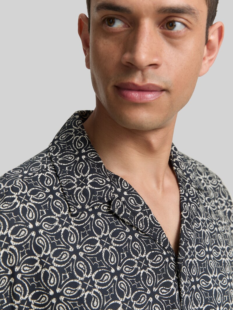 Tom Tailor Comfort Fit Kurzarmhemd im Hawaii-Look - Navy Mosaic Design